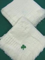 BABY BLANKET WITH GREEN SHAMROCK